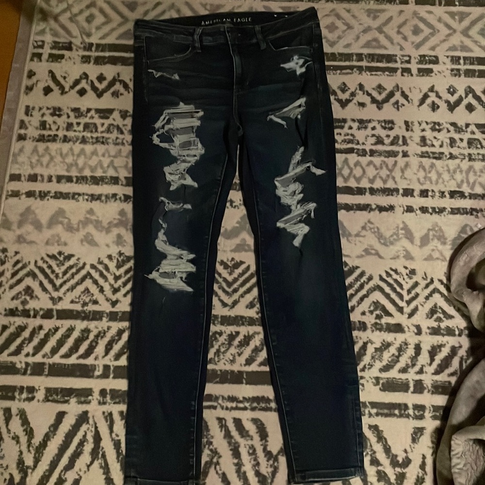 American Eagle skinny jeans